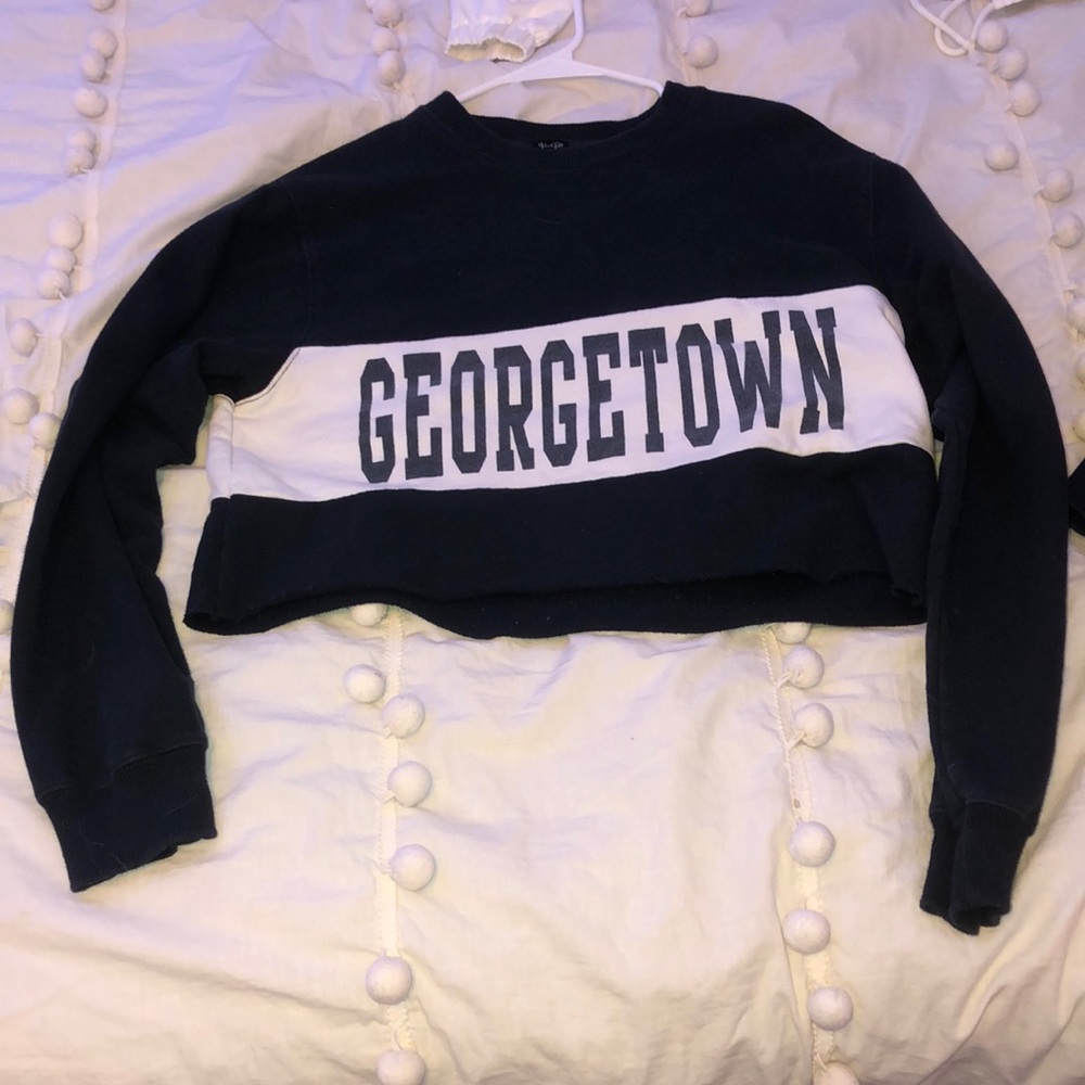 Brandy Melville Long Sleeve Cropped Sweater